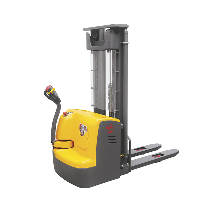 Штабелер самоходный 1,5 т 3,0 м XILIN CDDR15-III Li-ion 24/125 В/Ач (сопровождаемый)